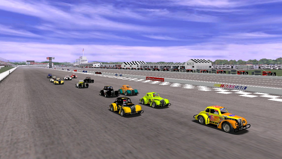 A full field of 12 competes at the 2.5 mile Pocono Raceway -- Photo credit: viagra6car / HeatFinder