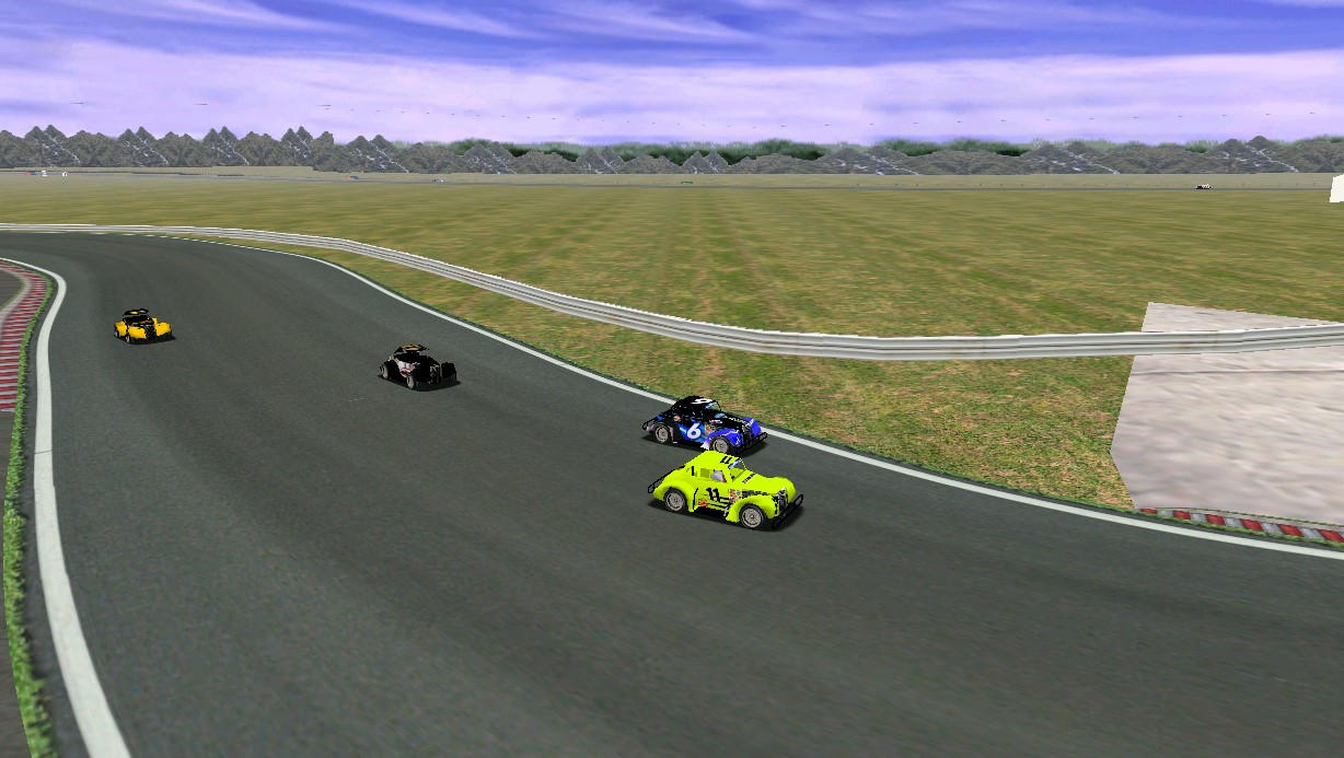 The action was close in the early stages between the top 3 -- Photo credit: viagra6car / HeatFinder